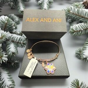 ❄️ALEX AND ANI❄️Crystal Snowflake Charm Bangle in Shiny Rose Gold/NWT